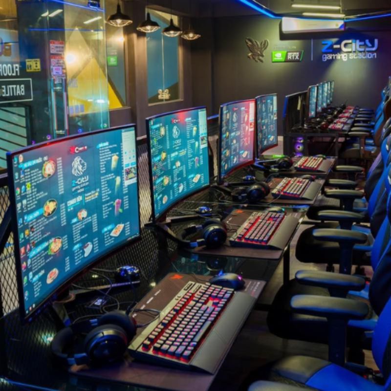 Cấu hình cao cấp (phòng nét Esports, chuyên phục vụ game thủ chuyên nghiệp)